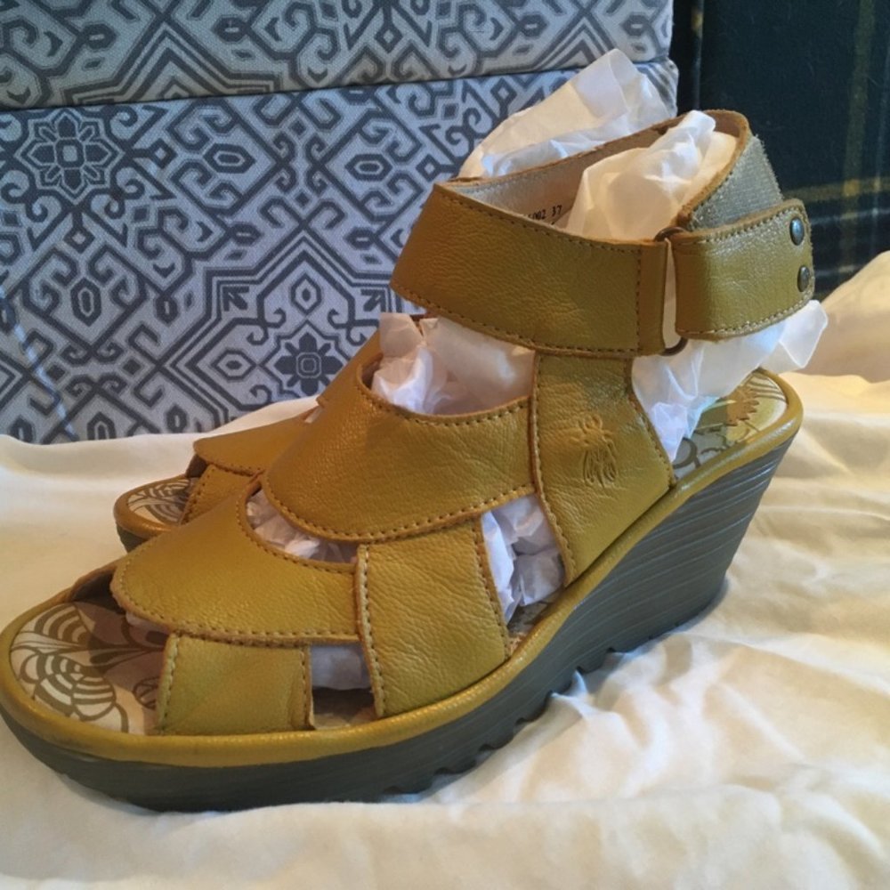 Fly London Yair Sandals Womens 37 6.5-7 Wedge Heels Yellow